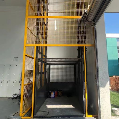 福安导轨式升降机助力物流园破解运输难题