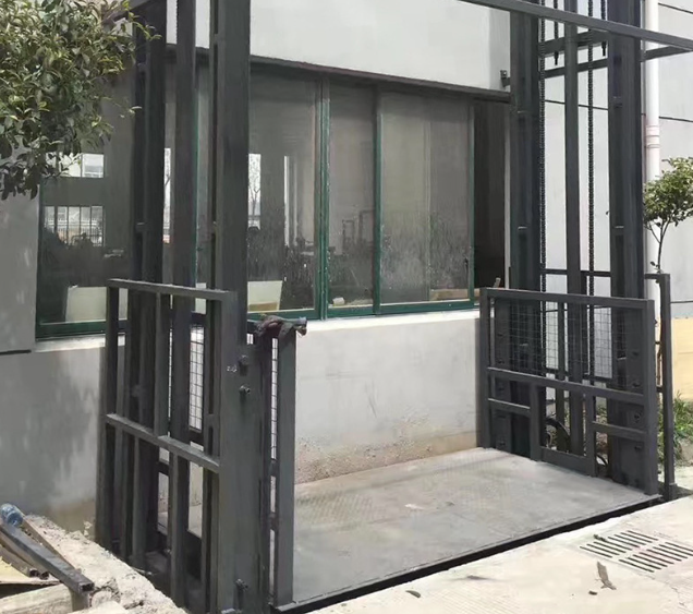 福安导轨式施工升降机助力民生工程提速增效